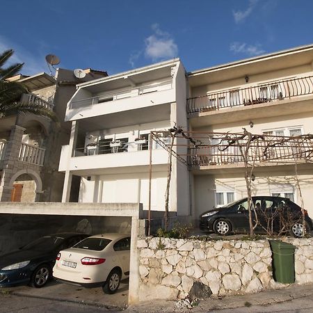 Apartment Mate Omiš Eksteriør billede
