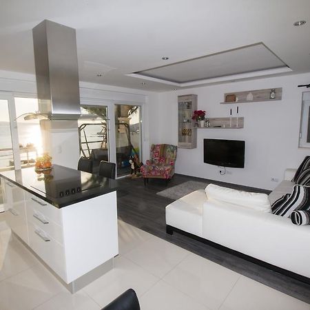 Apartment Mate Omiš Eksteriør billede