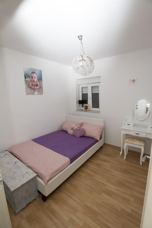 Apartment Mate Omiš Eksteriør billede